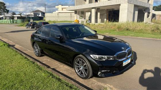 BMW 320i 2.0 16V TURBO GASOLINA SPORT GP AUTOMÁTICO BMW 320i 2.0 16V TURBO GASOLINA SPORT GP AUTOMÁTICO